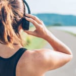 ランニング中に音楽を聴くおすすめの方法