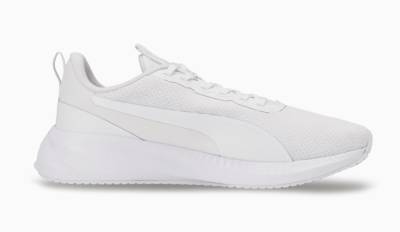 プーマ フライヤーライト3（メンズ・レディース兼用）