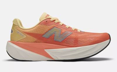 ニューバランス フューエルセルレベルV5（レディース）