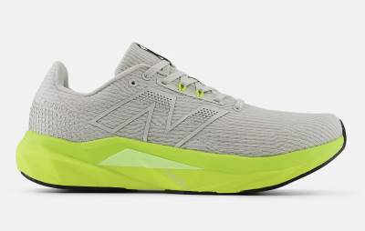 ニューバランス フューエルセルプロペルV5（メンズ）