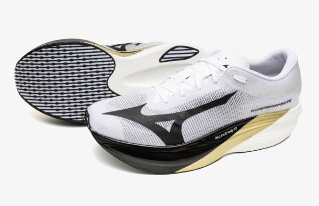 ミズノ ハイパーワープエリート