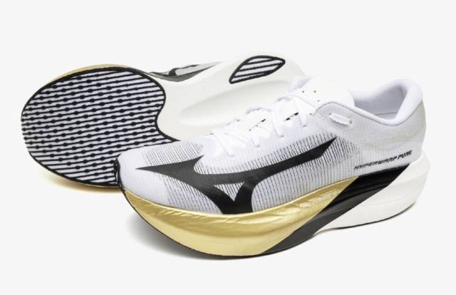 ミズノ ハイパーワープピュア
